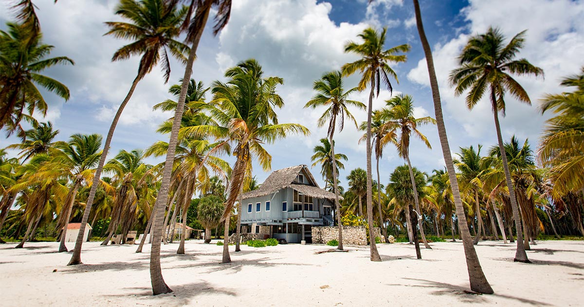 Requirement for owning real estate in the Dominican Republic for